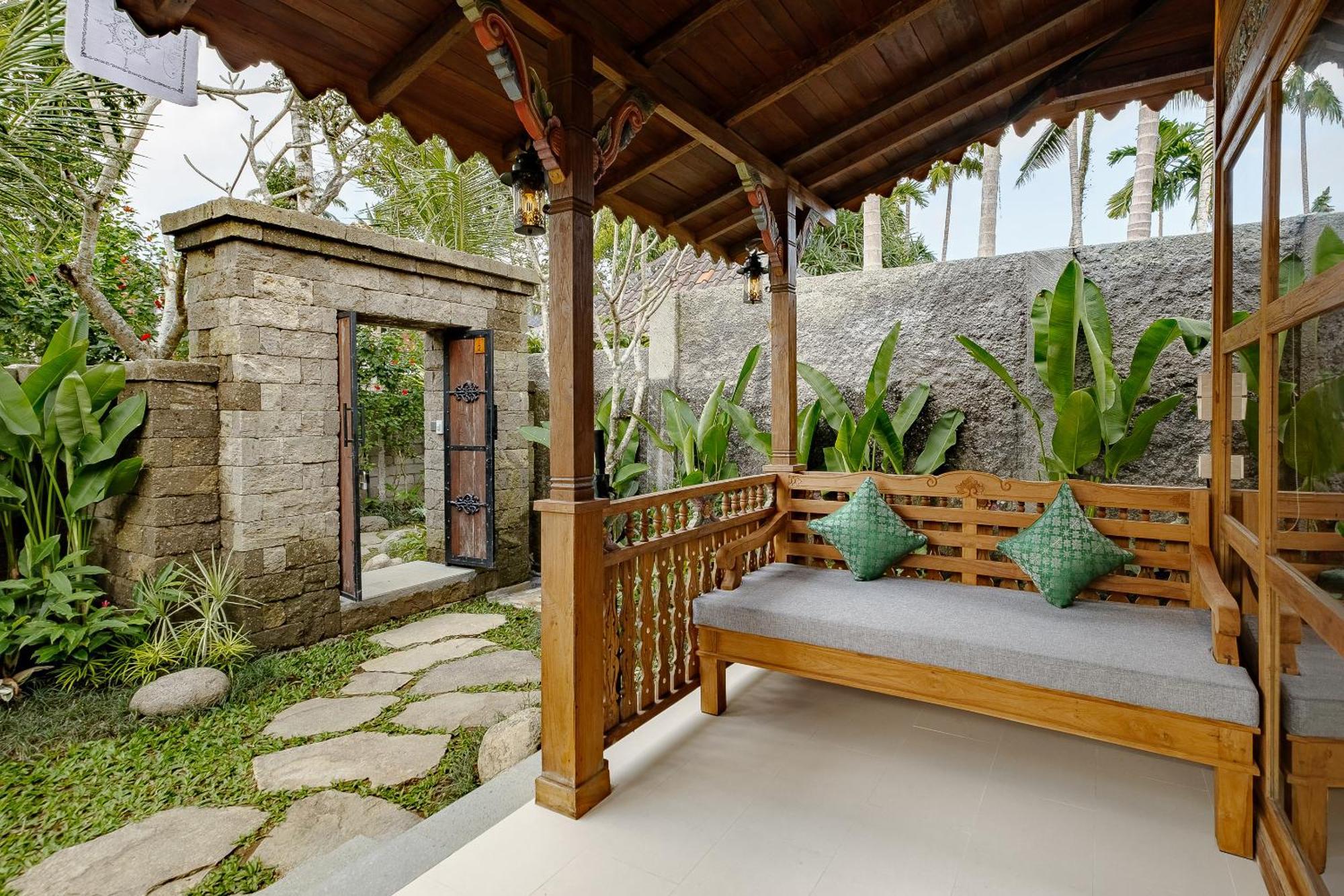 Uddhara Ubud Villa Exterior foto